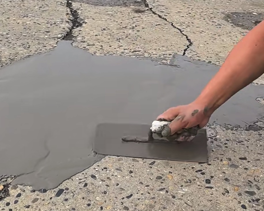 菏泽CGM 高效薄层道路修补料（CGM 道路抢修料）